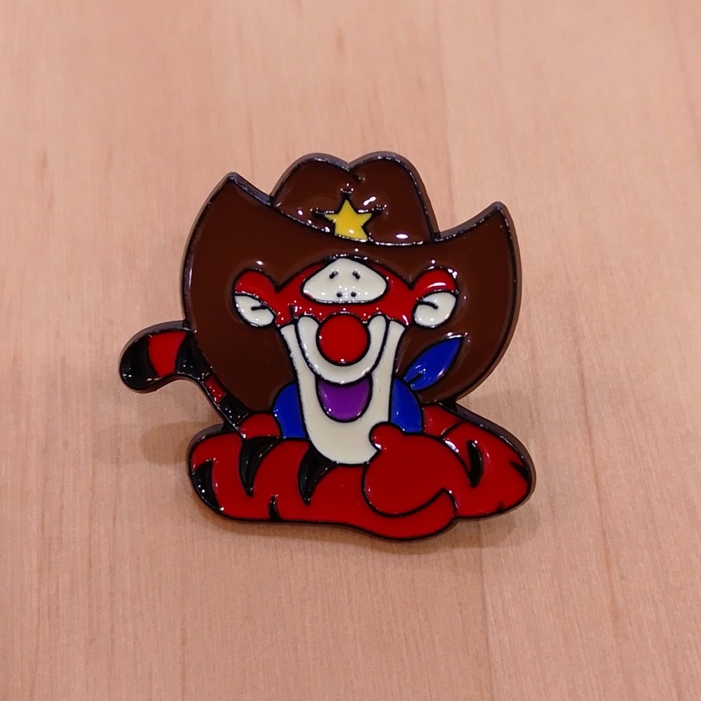 🆕 Tigger Cowboy Enamel Pin Brooch